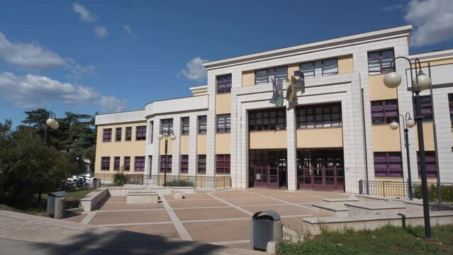 A beautiful view of the city institution. Gimbal recording.