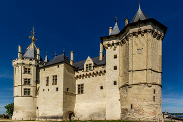 Fototapeta na wymiar Chateau de Saumur au bord la Loire , Maine et Loire département, Pays de Loire, France