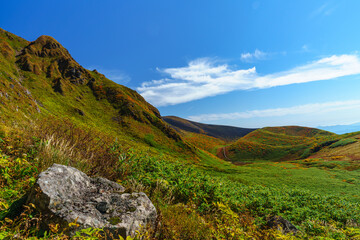 秋田駒ケ岳登山  絶景の紅葉のムーミン谷