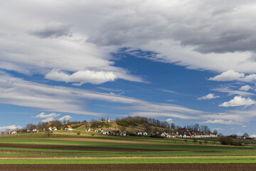 Obraz premium Traditional wine cellars with vineyard in Galgenberg near Wildendurnbach, Lower Austria, Austria