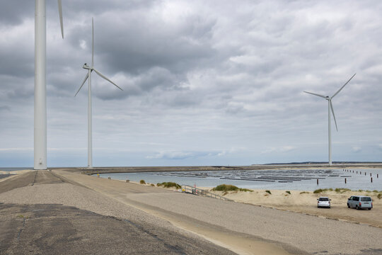 Wind turbines on edge of  national park Oosterschelde, Domburg - Vrouwenpolder, The Netherlands