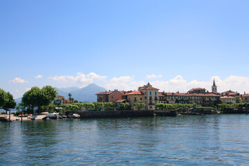 Fototapeta na wymiar The Isola del Pescatori at the Lake Maggiore, Italy
