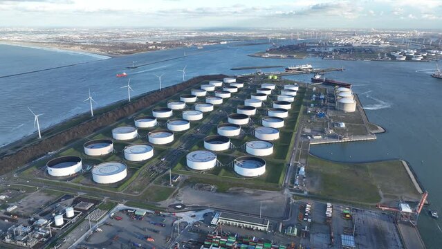 Witness the energy hub of Europe with an aerial drone video of Maasvlakte's state-of-the-art LNG terminal and processing facilities.