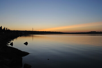 Fototapeta premium sunset on the lake