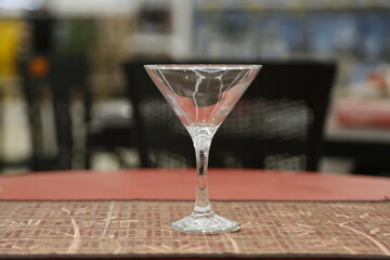 taça pára drinks, de vídro