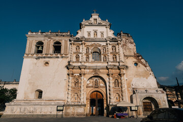 Fototapeta na wymiar Iglesia de San Francisco, Antigua Guatemala