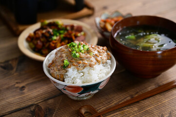 納豆ご飯とおかず