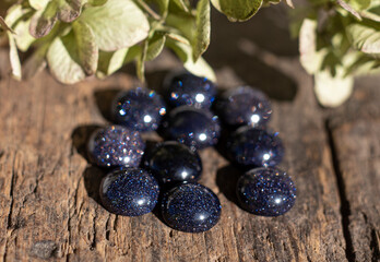 Aventurine is a natural material from which jewelry and various inserts are made. Can be different colors.