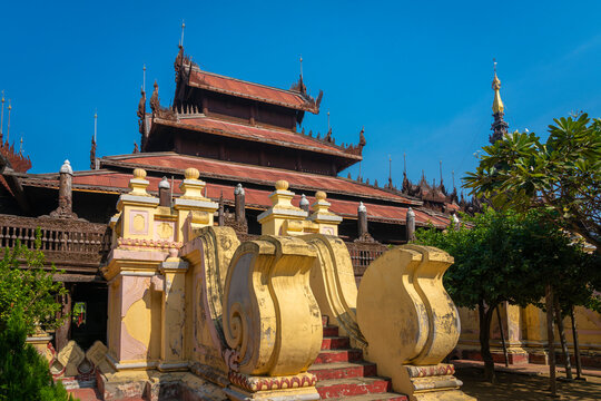 Shwe In Bin (Shweinbin) monastery made of teak wood, Mandalay