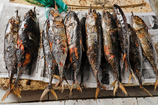 Barbecued cakalang fish (Skipjack Tuna) for sale in the capital, Ulu, Siau Island, Sangihe Archipelago, North Sulawesi, Indonesia