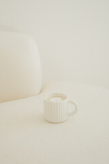 Kaffee und Couch