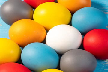 eggs painted in different colors to symbolize the passage of Christian Easter