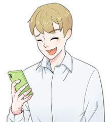 笑顔でスマホを見る金髪の男性