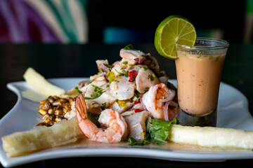 Ceviche mixto