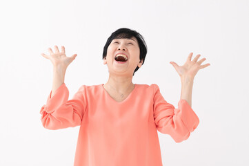 驚く女性　びっくり