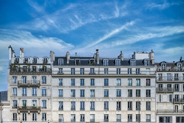 Fototapeta na wymiar Paris, ancient buildings, typical parisian facades