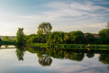 Fototapeta na wymiar Reflection in the pond.