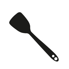 Espátula de cocina negra aislada en un fondo blanco con espacio de copia. Vista de frente y de cerca