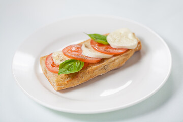 bruschetta with tomato and basil