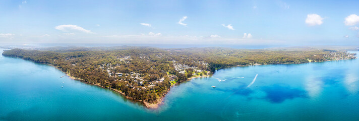 D Murrays beach lake to shore boat pan