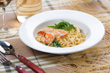spaghetti with shrimp