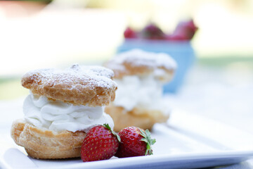 cream puff pastry filled with whipped cream