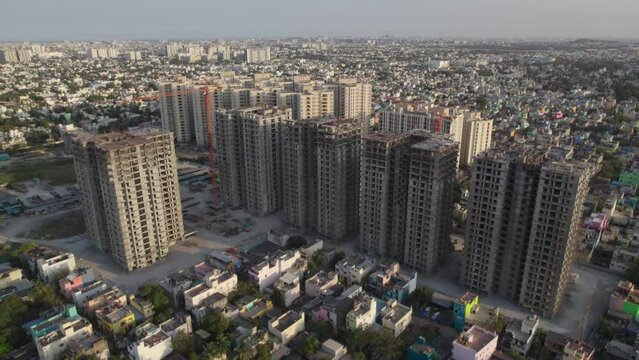 High rise building using cranes for Constraction of new tamil nadu housing corporation building.