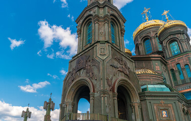 Obraz premium Moscow region, Russia. Bell tower with the icon of Jesus Christ above the entrance to The Main Cathedral of the Russian Armed Forces (Cathedral of the Resurrection of Christ).