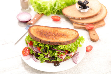 Grilled toast bread with ham and vegetable- Sandwich