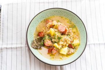 Sauerkraut Kraut Sauerkrautsuppe mit Einlage 