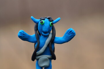 A figurine of a character from the movie avatar.