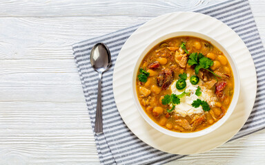 smoked ham hock chicken chili in a bowl