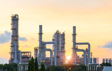 petroleum industry and oil refinery