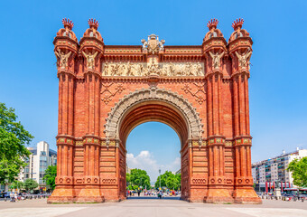 Fototapeta na wymiar Triumphal Arch (Arc de Triomf) in Barcelona, Spain