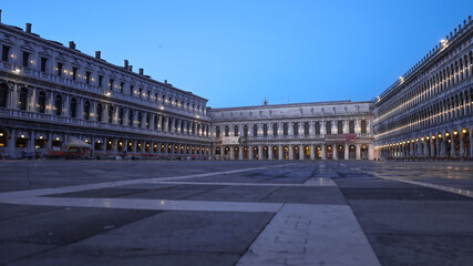 Obraz premium Venice - urban landscape, historic old town, city on the water - St. Mark's Square - piazza di San Marco