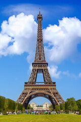Fototapeta na wymiar The Eiffel Tower Paris France