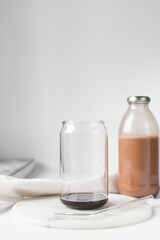 Can shaped glass on a marble tray, novelty trendy glass cup