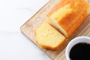ふんわり、しっとりとした食感でやさしい甘さのパウンドケーキでコーヒーブレイク