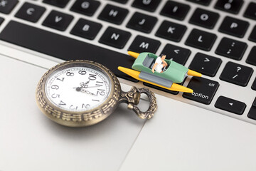 Miniature Creative Rowing Internet Pocket Watch