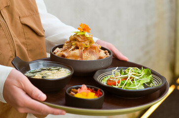 Grilled Pork Belly Sliced ​​Rice with Fragrant Sauce Topped with Stir Fried Onions.