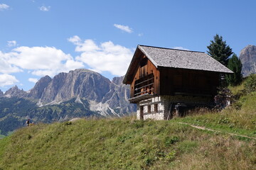 Almhuette am campolungo-Pass