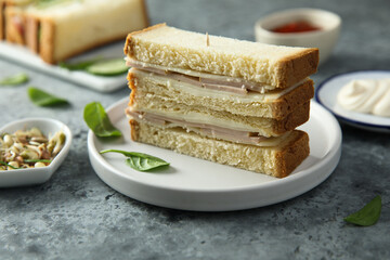 Sandwiches with cheese and ham