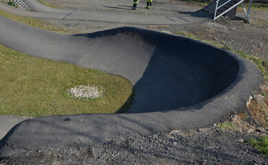 bike path in the car park Pumping (moving up and down) is used instead of pedaling and bouncing to...