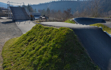 bike path in the car park Pumping (moving up and down) is used instead of pedaling and bouncing to...