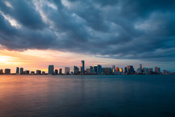 Fototapeta na wymiar city skyline at sunset Miami