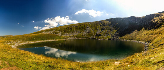 Obraz premium Golemo Ezero lake in Pelister national park, North Macedonia