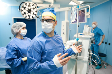 Process of preparing for a surgical operation in preoperative room