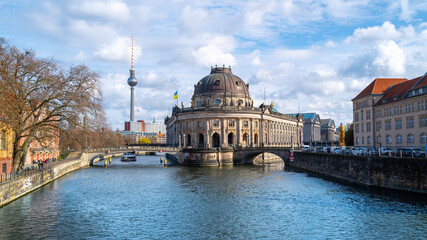 Fototapeta premium Berlin city skyline, buildings, TV Tower, and Berlin Cathedral Dome Museum over the Spree River in the Capital of Germany