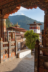 Le dzong de Trongsa situé dans le Bhoutan central.