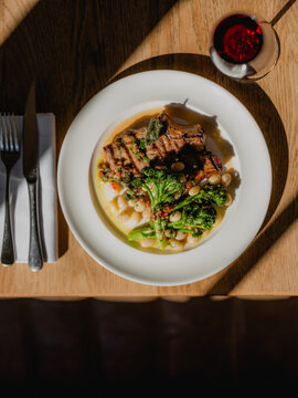 Pork chop with beans 